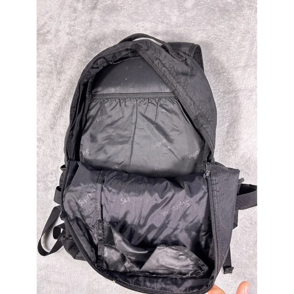 Supreme FW18 Backpack Black Mens Laptop Sleeve/Protection Broken Zipper